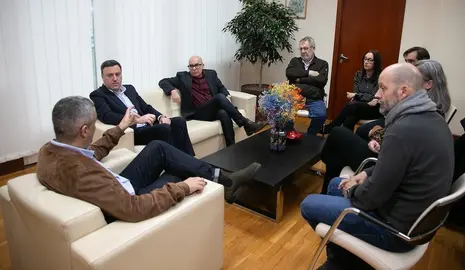 Reunion de Carballo co Valentin Gonzalez Formoso