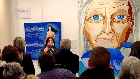 Exposicion Viki Rivadulla en Vimianzo Onde Habitan as Mouras