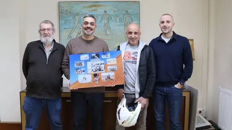 Fran Gomez Pallas reconecido no Concello de Carballo