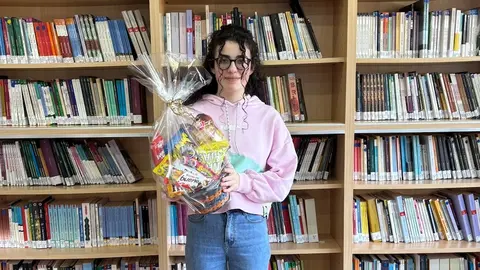 Ainara Rodríguez Blanco do IES de Baio na olimpiada de Quimica