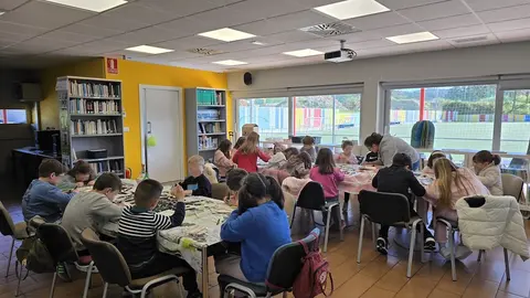 A Biblioteca do Conco chea cos obradoiros de libros de Semana Santa