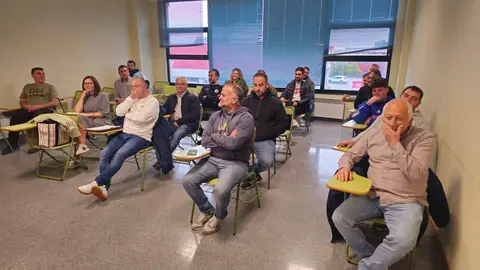 Directivas na Charla de Asfacos