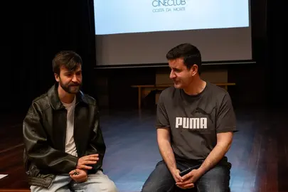 Pablo Alvarez e Juan Ignacio no Cineclub Costa da Morte de Corcubion.Foto-Rebeca Ayala