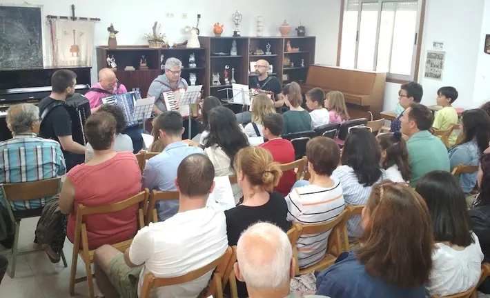 Peche de curso da Escola de Musica de Serantes Laxe