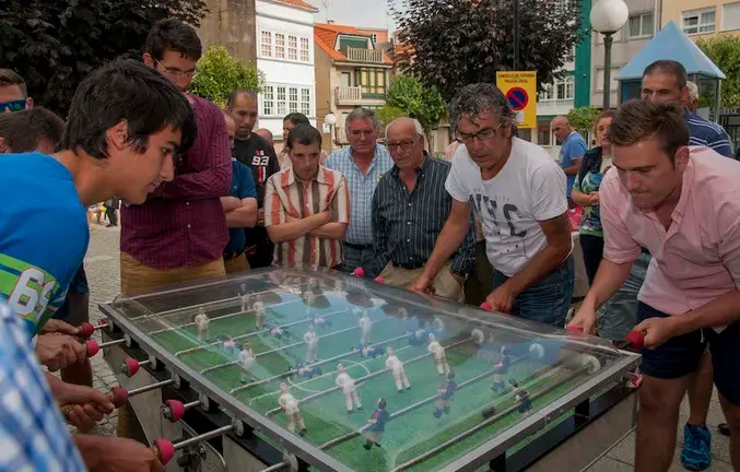 O futbolin toma fisterra-Foto-Dario Gomez