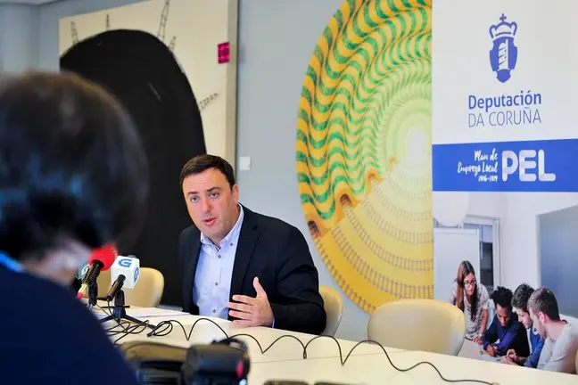 A Coru&ntilde;aO presidente da Deputaci&oacute;n da Coru&ntilde;a, Valent&iacute;n Gonz&aacute;lez Formoso, ofrece unha rolda de prensa para facer balance das primeiras acci&oacute;ns do Plan de Emprego da Deputaci&oacute;n e presentar o I Premio &aacute; mellor iniciativa empresarial, promovido pola instituci&oacute;n provincial09/11/2016Foto Moncho Fuentes
