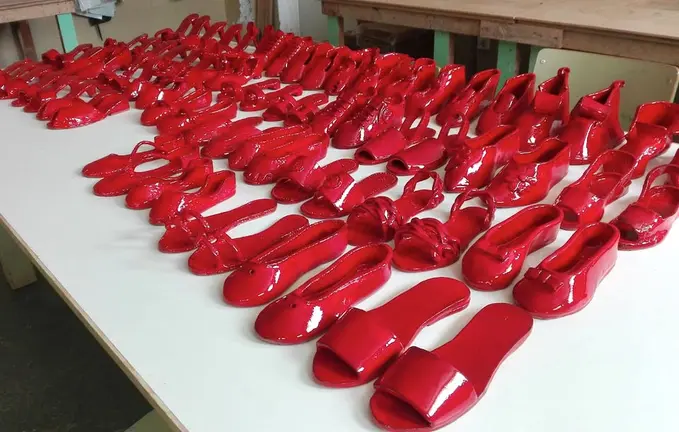 Zoquiñas Vermellas da Oleria de Buno