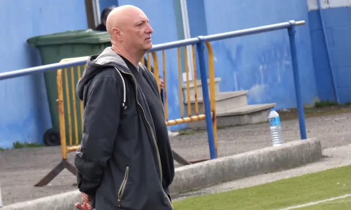 Jose Manuel Adestrador Cabana-Foto-Rosa Garcia Cabana Soc Dep