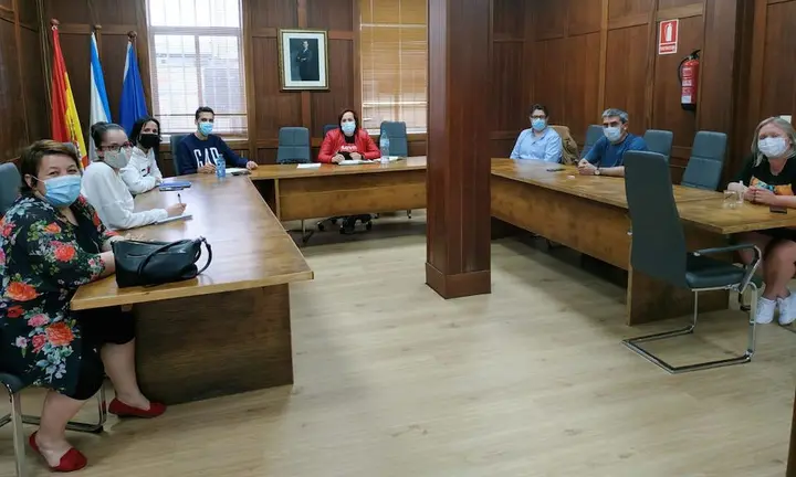 Reunion dunha comision de seguemento do Covi