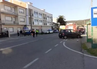 Accidente na recta da Anchoa-Fisterra