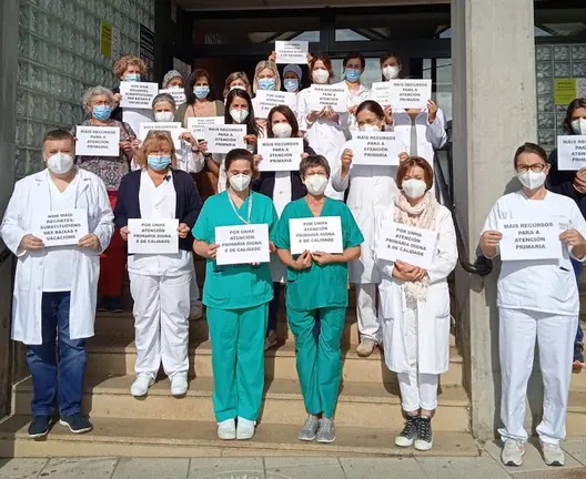 Xoves de protesta pola Atencion Primaria en Carballo