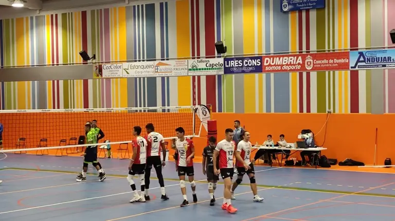 Voley Dumbr&iacute;a