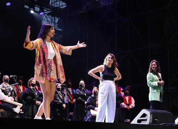 Marta Doviro co show Sen Restricions no Obradoiro2021