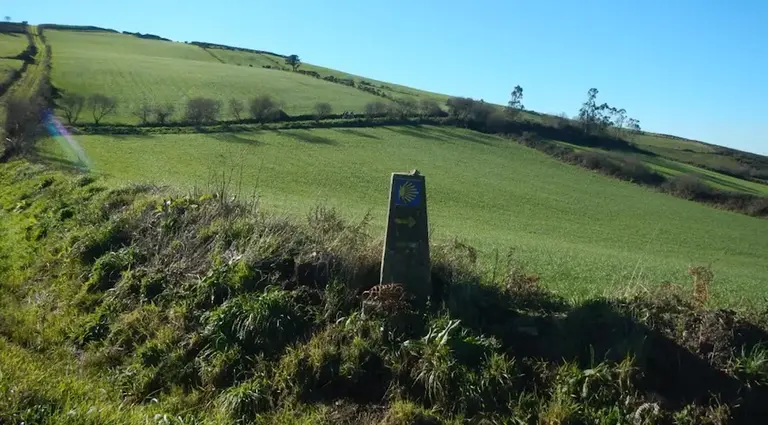 Camino ao paso por Mazaricos