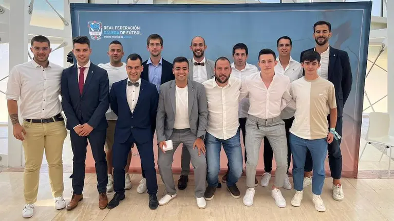 Parte do colectivo arbitral costeiro na bienal. xullo 2022