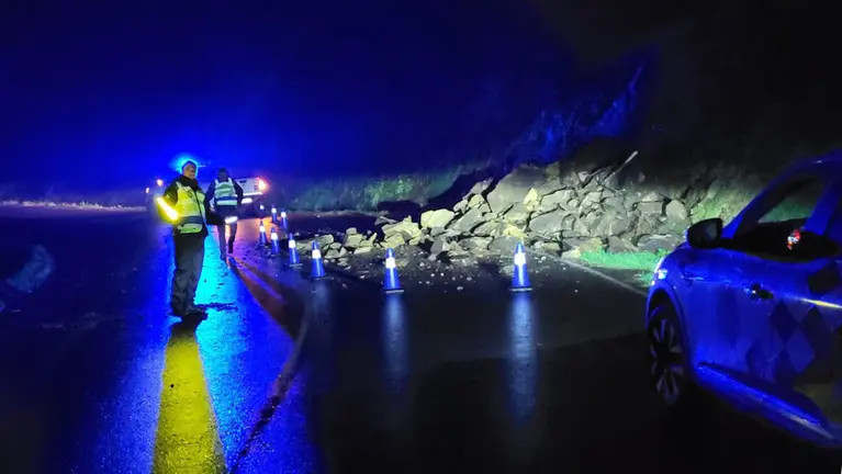 Policia Local nun derrubamento en Carnota