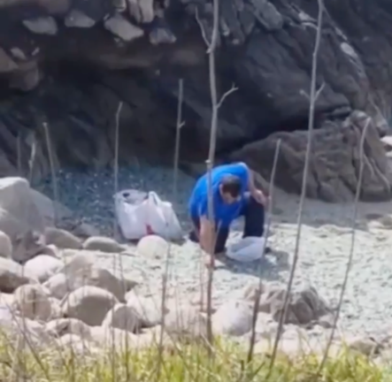 roubando na praia dos cristais