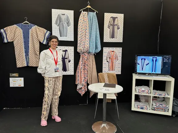 Teresa Bua na Mostra do Encaixe