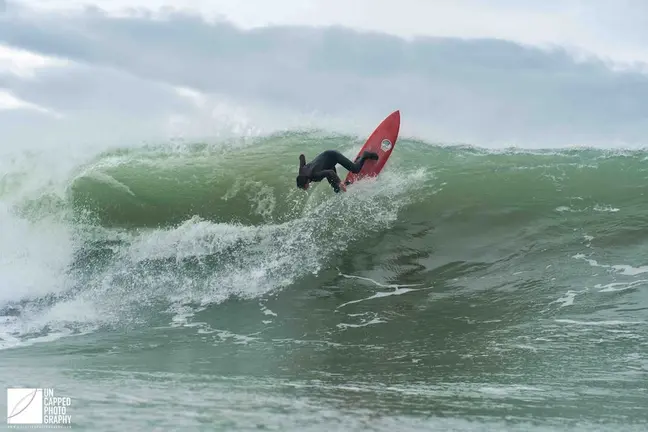 Manuel Fernandez Lopez Surfeando 1