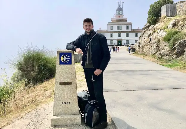 Josen Boan i Roanes en Fisterra un dia antes da sua morte