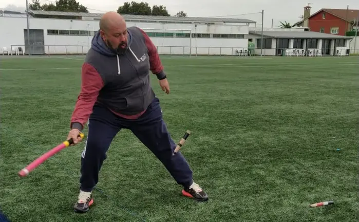 Billarda na porta Santa de Paiosaco