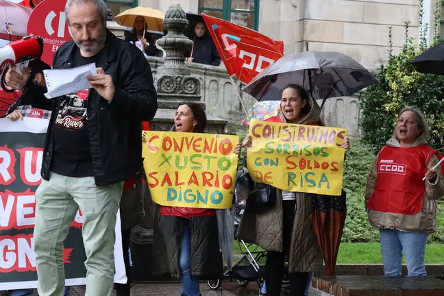 Concentracion-TRaballadoras-Escolas-Infantis-Coruna-outubro-2023-2