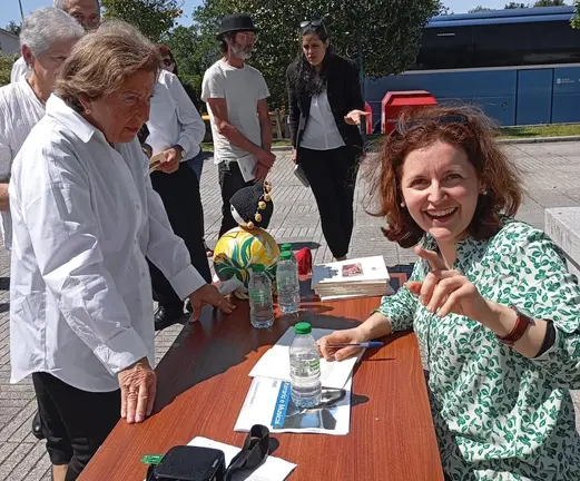 Presentación en Carnota de Guadalupe Vazquez