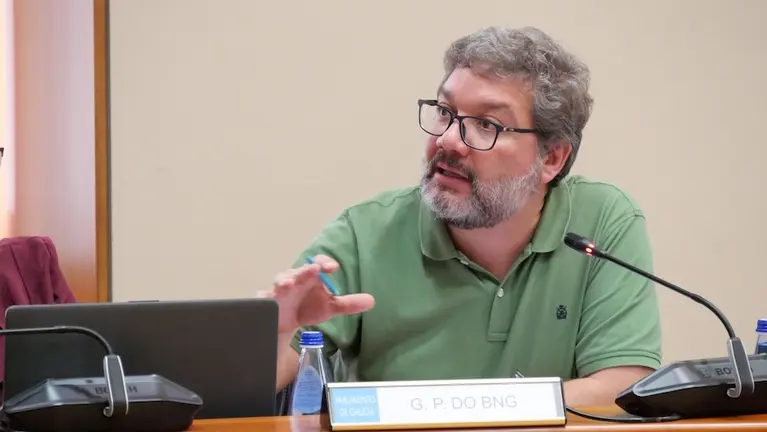 Oscar insua no Parlamento