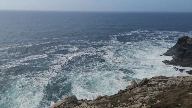 Vista do mar dende o Cabo Tourinan