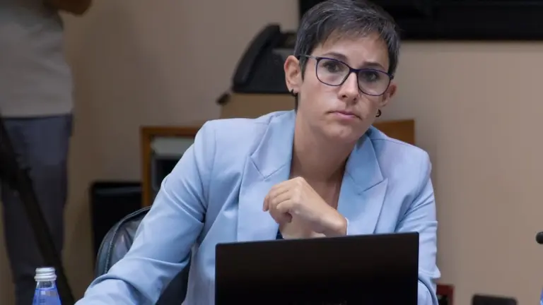 Paula Mouzo PP Camarinas en Bruxelas