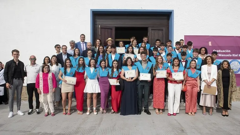 FOTO GRADUACIÓN 4 ESO CPI Manuela Rial