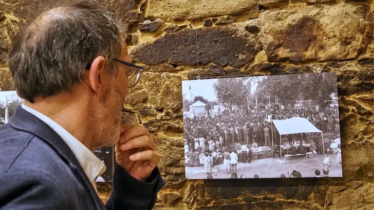 Exposicion do Arquivo Vidal nas TORRES do Allo