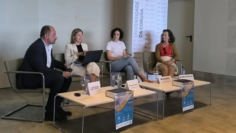 Mesa redonda UDC Turismo CMAT