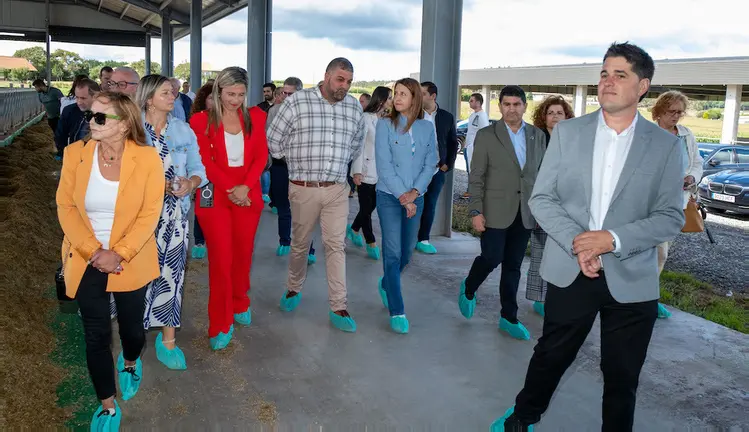 VIMIANZO (A Coruña)
 
10,30 h.-            A conselleira do Medio Rural, María José Gómez, participará no acto inaugural das novas instalacións de “Gandaría Os Loureiros”