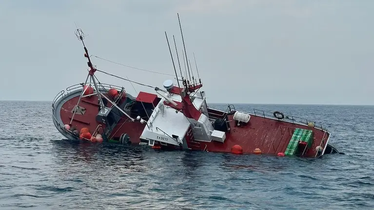 Afundimento Naufraxio camarinas Valencia 