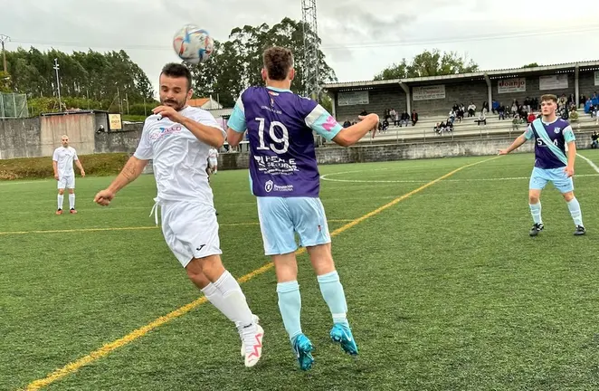 UD Cerqueda-Sporting Zas-Foto-Noe Tourinan