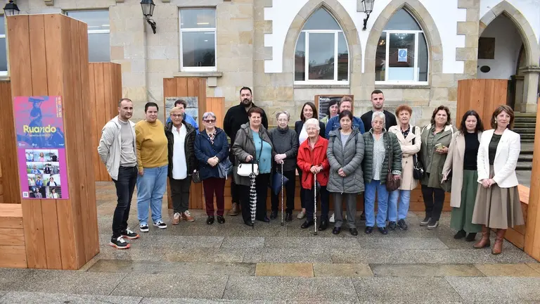 Ruando Mulleres Muros 2