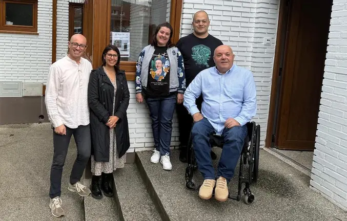 Visita ás vivendas con apoio Cabana-Integro