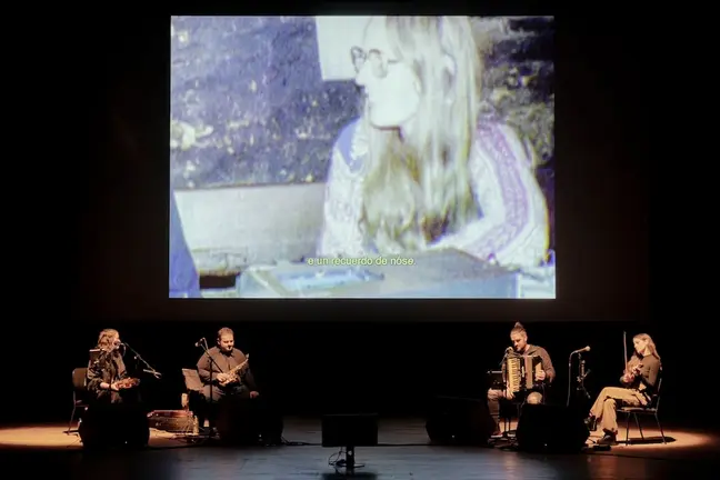 O espectáculo de raíces 586 cantos chega a Carballo