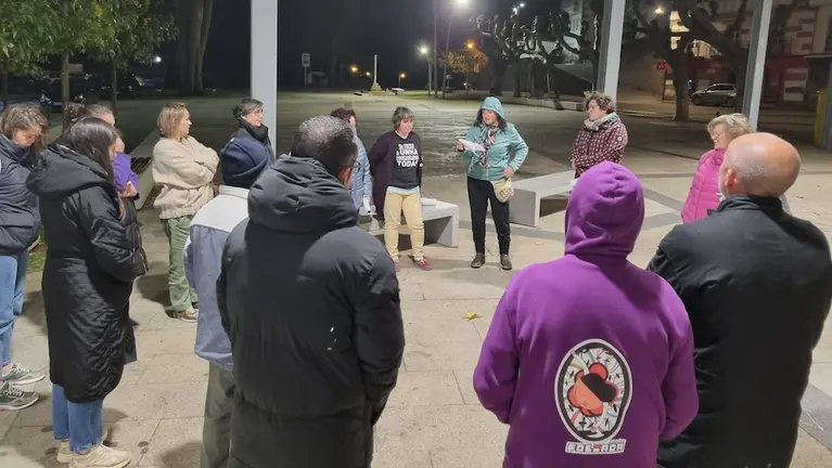 Concentracion Feminismo en Pe en Ponteceso contra o feminicidio de Baiona