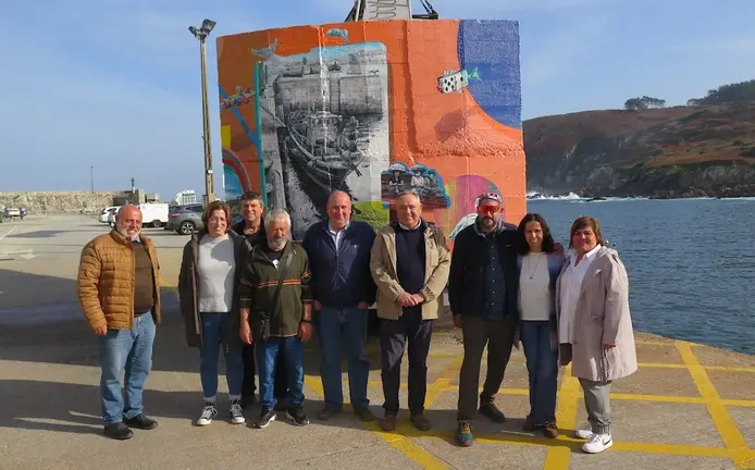 Graffiti na Grúa do porto de Caion