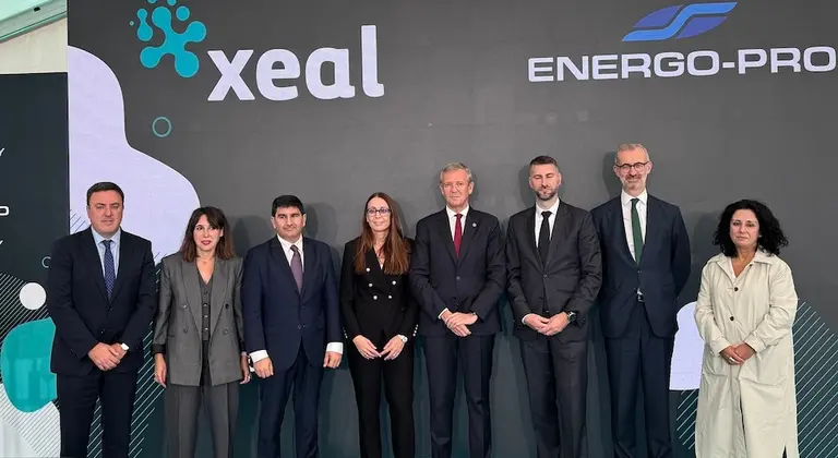 Imaxe da farsa celebracion dos 120 anos de Xeal