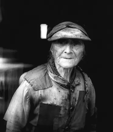 Retrato de señora serafina do roquiño en la ldea de Baiñas