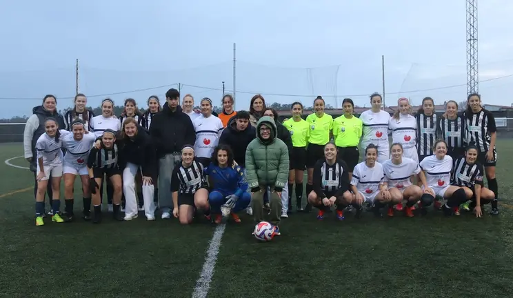 Partido Solidario Combinado FEM- Foto Famlia con Marco