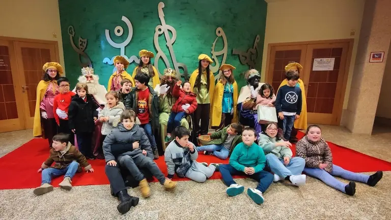 Reis con Un Paso máis