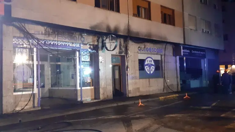 Incendio Carballo fachada