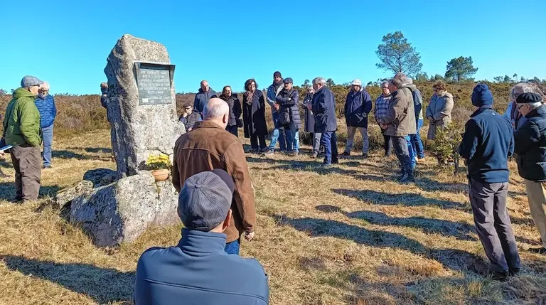 Homenaxe a Che de Pedro na Brana de Mazaricos-Ingateco