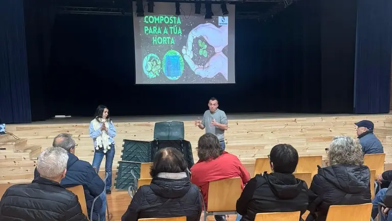 Charla compostaxe caseira malpica