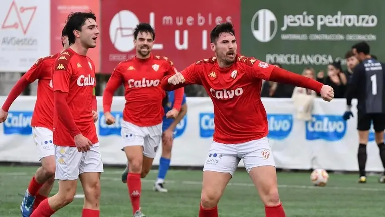 Elou Diaz celebrando un gol co Sofan no Carral-Foto-SD