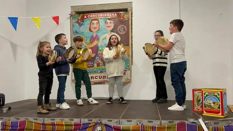 Foliada da Universidade Popular de Corcubion 4